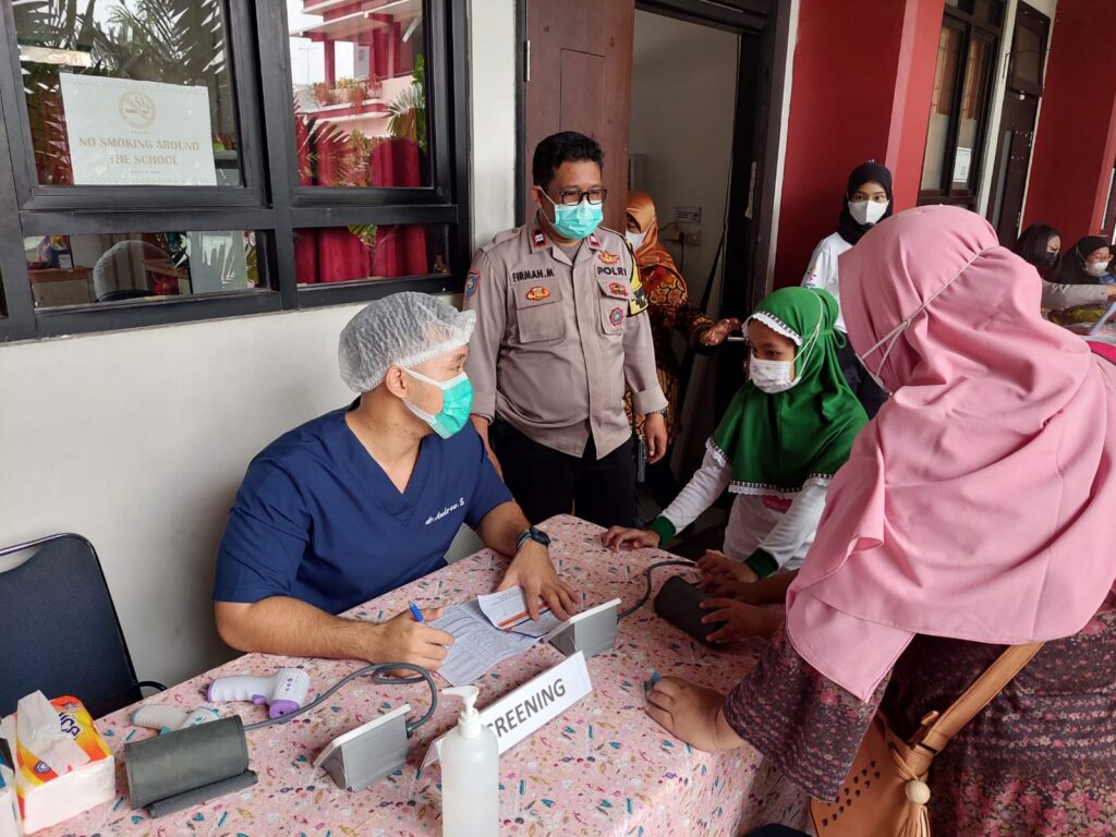 Gerai Vaksinasi Merdeka Anak di SDN 05 pagi Cempaka Baru Kemayoran Jakarta Pusat